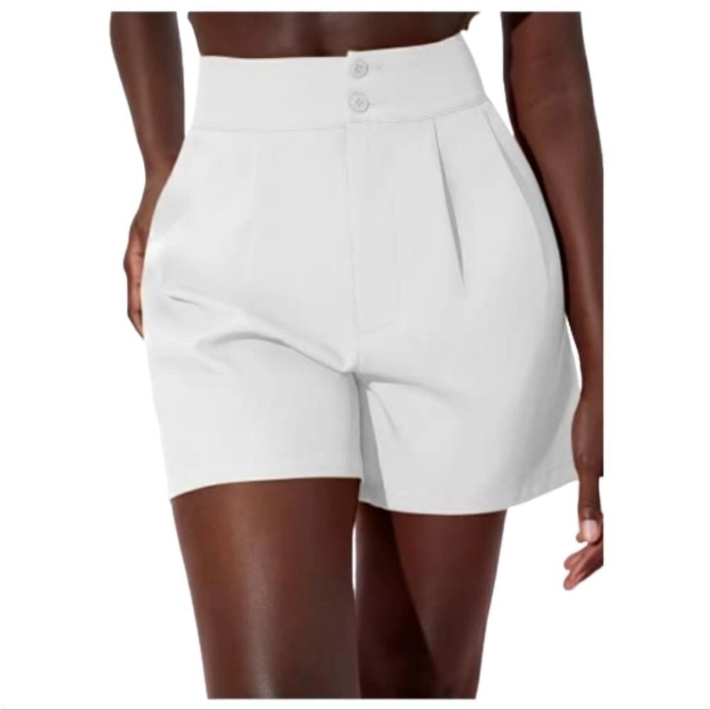 Giftzzi Shop Women's White High-Waisted Shorts Size Medium